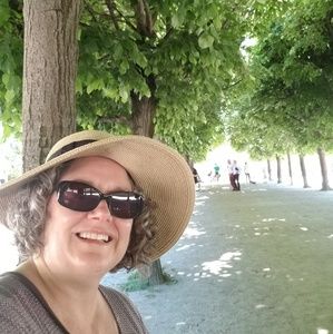 Meet your Posher, Amy